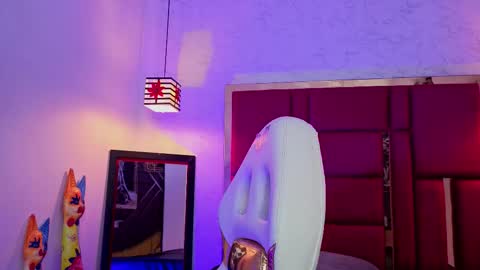 Snapshot of moon_winy chatting on 8, 3, 2026 Winy online show from 8, 3, 2026