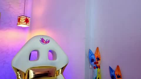 Snapshot of moon_winy chatting on 8, 5, 2026 Winy online show from 8, 5, 2026