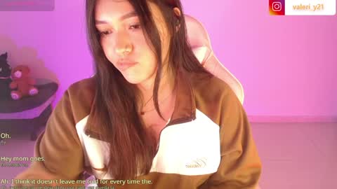 Snapshot of moonbella_bell chatting on 10, 5, 2026 bell online show from 10, 5, 2026