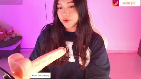 Snapshot of moonbella_bell chatting on 8, 6, 2026 bell online show from 8, 6, 2026