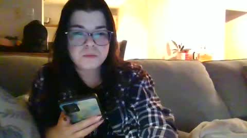 moonbutterfly94 online show from 1, 2, 2025