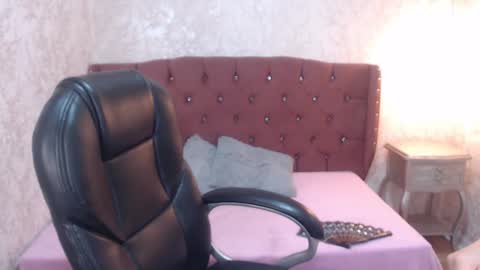 Charlotte online show from 15, 2, 2025