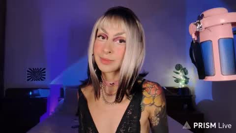 Snapshot of mooncinna chatting on 20, 9, 2025 Cinna online show from 20, 9, 2025