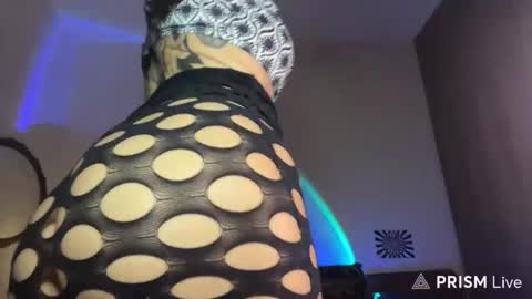Snapshot of mooncinna chatting on 8, 10, 2025 Cinna online show from 8, 10, 2025