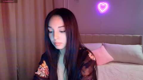 Mia online show from 24, 11, 2025