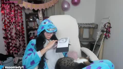 Snapshot of moonlady_ chatting on 14, 6, 2026 MOON online show from 14, 6, 2026