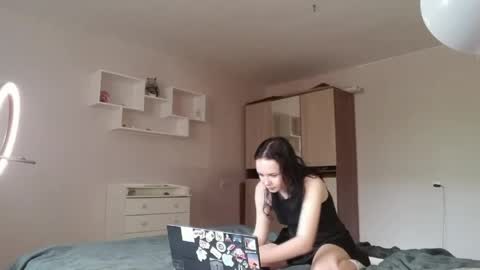 Snapshot of moonlightpoison chatting on 18, 5, 2026 moonlightpoison online show from 18, 5, 2026