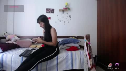 Snapshot of moonlunita chatting on 22, 9, 2025 moonlunita online show from 22, 9, 2025