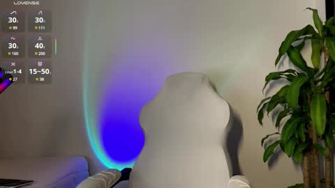 Snapshot of moonlygirl__ chatting on 10, 3, 2025 Isabella online show from 10, 3, 2025