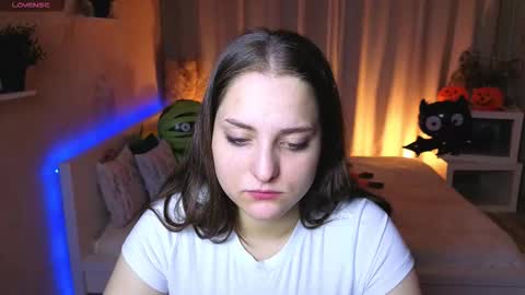 Snapshot of moonscribe chatting on 20, 10, 2025 Lina online show from 20, 10, 2025