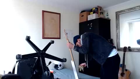 Abelardo online show from 21, 10, 2025