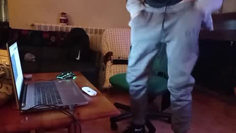 Snapshot of morboso31xxx chatting on 4, 12, 2024 hotguy4all online show from 4, 12, 2024