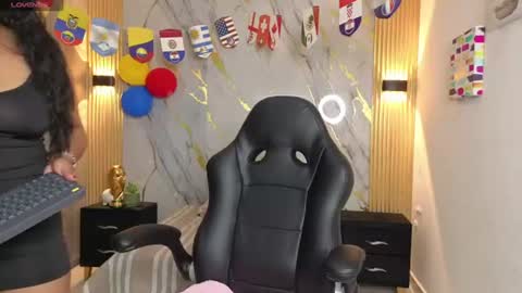 Snapshot of morenatemptress chatting on 9, 7, 2026 Morena online show from 9, 7, 2026