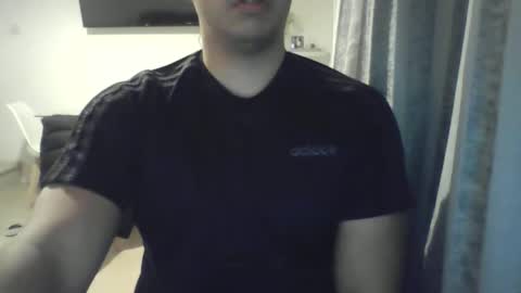 Snapshot of morenolatin19 chatting on 30, 10, 2025 Jos Luis online show from 30, 10, 2025