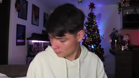   online show from 2, 12, 2024