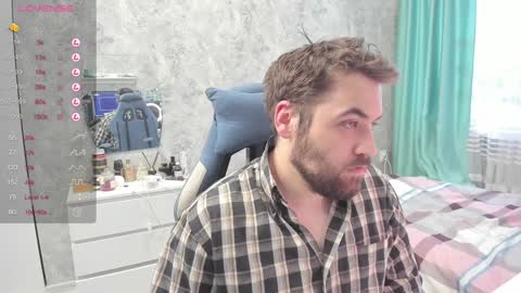 Snapshot of morlaios chatting on 12, 12, 2024 Morl online show from 12, 12, 2024