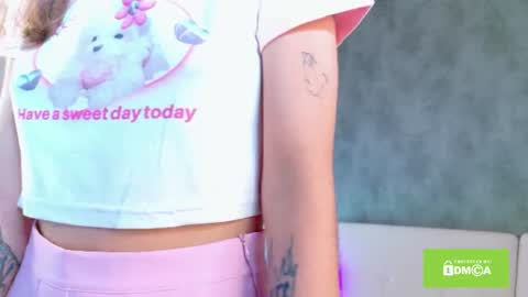 Snapshot of morninbunny_ chatting on 21, 6, 2026 Emilia online show from 21, 6, 2026