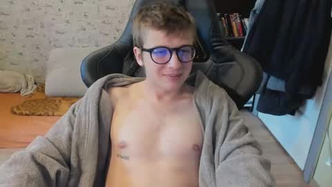 Snapshot of mortywithlove chatting on 29, 5, 2026 Morty online show from 29, 5, 2026
