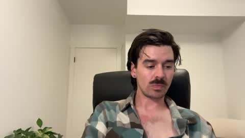 Snapshot of moustachematt chatting on 12, 6, 2026 moustachematt online show from 12, 6, 2026