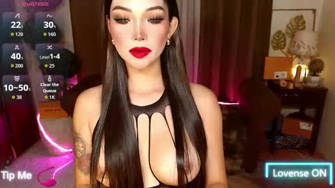 Snapshot of mouthwatering_ayesha chatting on 3, 10, 2025 mouthwatering_ayesha online show from 3, 10, 2025