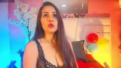 Snapshot of moxa_hot chatting on 25, 6, 2026 moxa hot online show from 25, 6, 2026