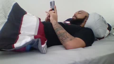 Mr8 online show from 10, 1, 2025