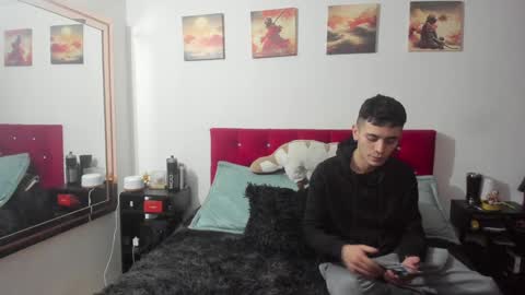 Snapshot of mr_andresr chatting on 31, 12, 2024 Andy online show from 31, 12, 2024