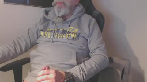 mr_boombastic2021 online show from 7, 12, 2024