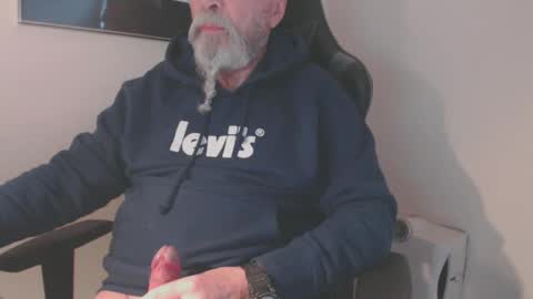 mr_boombastic2021 online show from 21, 12, 2024