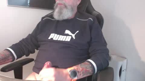 mr_boombastic2021 online show from 19, 9, 2025