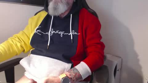 mr_boombastic2021 online show from 10, 10, 2025