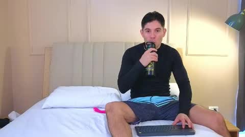 Snapshot of mr_danni_ chatting on 29, 4, 2026 Danny Aleja online show from 29, 4, 2026