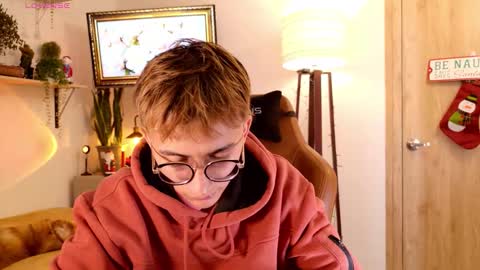 Mr Evans online show from 19, 12, 2025