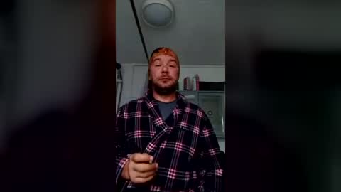 mr_i_ online show from 17, 6, 2026