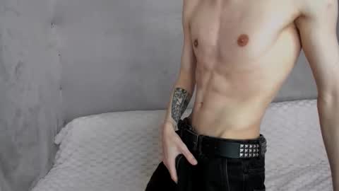 Snapshot of mr_makentoshi chatting on 15, 9, 2025 Makentoshi online show from 15, 9, 2025