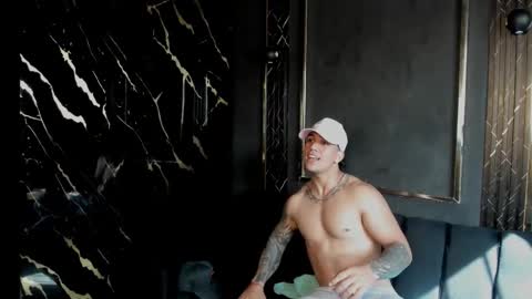 mr_maximo online show from 25, 11, 2025