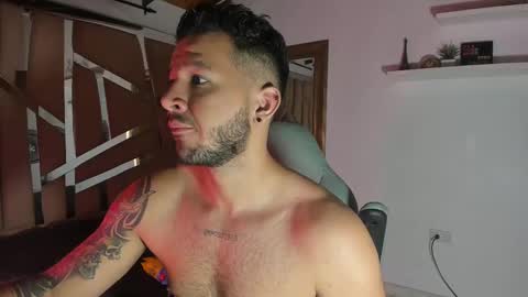 MIKEE online show from 2, 3, 2025