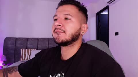 MIKEE online show from 15, 1, 2026