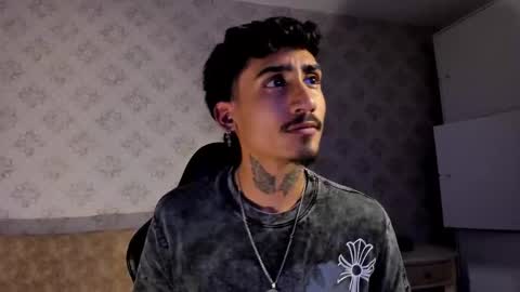 MR online show from 3, 12, 2025