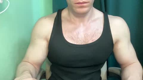 Snapshot of mrbiceps_23 chatting on 14, 12, 2024 Mrbiceps23 online show from 14, 12, 2024