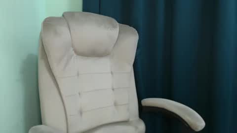 Snapshot of mrbiceps_23 chatting on 15, 2, 2025 Mrbiceps23 online show from 15, 2, 2025