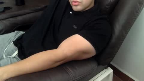 Snapshot of mrbree chatting on 23, 10, 2025 Mr Bree online show from 23, 10, 2025