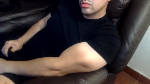 Snapshot of mrbree chatting on 4, 8, 2026 Mr Bree online show from 4, 8, 2026