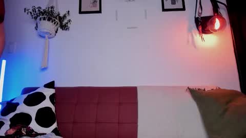 Laura online show from 17, 12, 2025