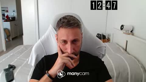 Snapshot of mrdr0o0o chatting on 18, 11, 2025 mrdr0o0o online show from 18, 11, 2025