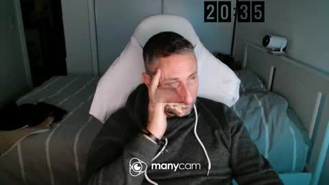 Snapshot of mrdr0o0o chatting on 21, 11, 2025 mrdr0o0o online show from 21, 11, 2025