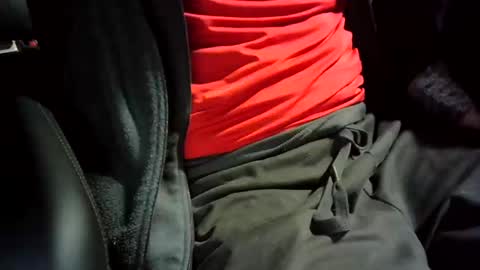 Snapshot of mrf388 chatting on 3, 10, 2025 IwantU2WatchME online show from 3, 10, 2025