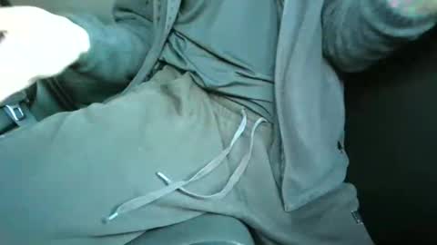 Snapshot of mrf388 chatting on 15, 10, 2025 IwantU2WatchME online show from 15, 10, 2025