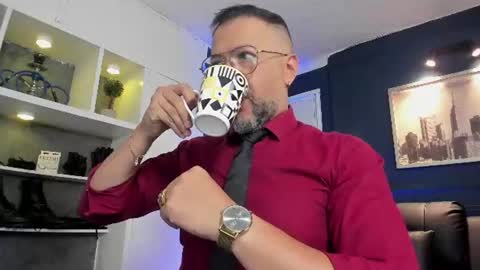 Snapshot of mrfrank_tattoo chatting on 8, 6, 2026 MrFrank. online show from 8, 6, 2026