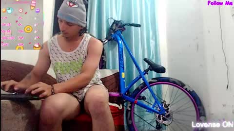 Snapshot of mrkingsaintx chatting on 4, 6, 2026 DEIVI online show from 4, 6, 2026